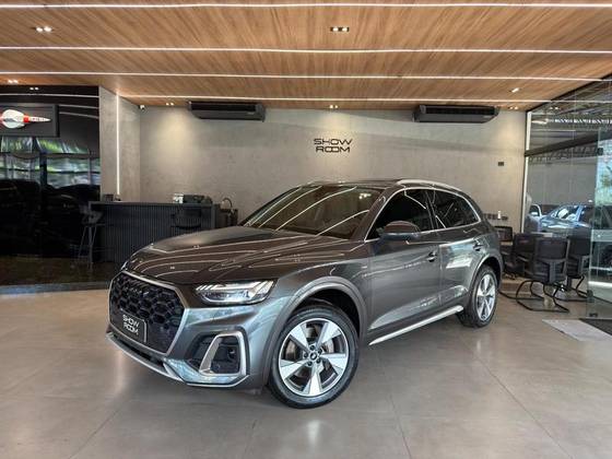 AUDI Q5 2.0 55 TFSIE PHEV PERFORMANCE QUATTRO S TRONIC AUDI Q5 2.0 55 TFSIE PHEV PERFORMANCE QUATTRO S TRONIC